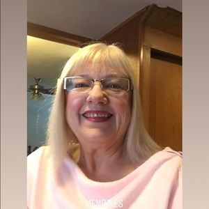 Meet your Posher, Janet